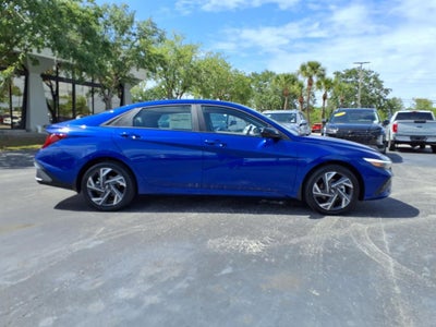 2025 Hyundai ELANTRA HYBRID SEL Sport