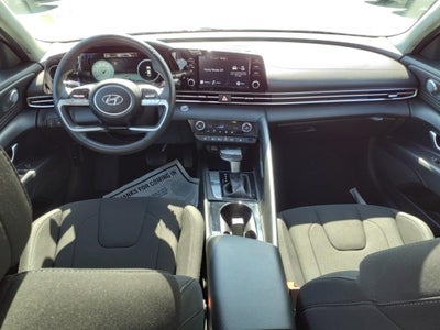 2021 Hyundai ELANTRA SEL
