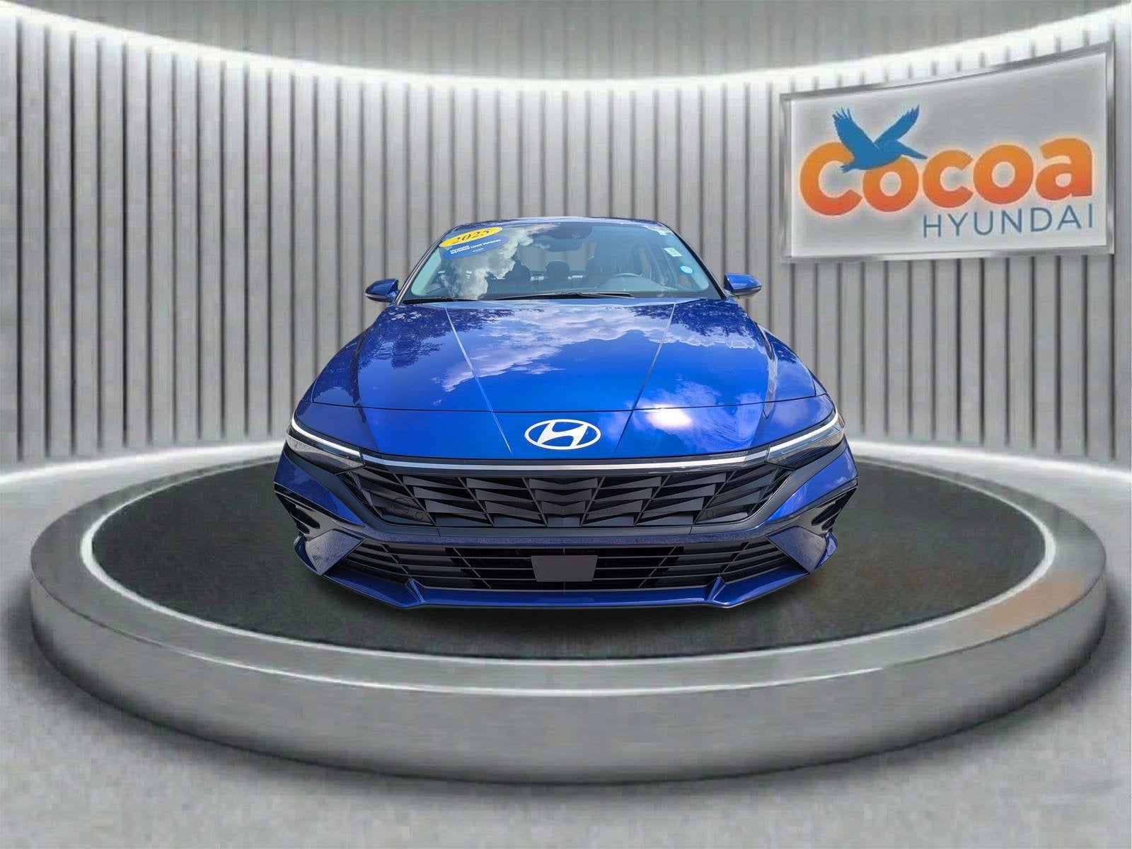 2025 Hyundai ELANTRA Limited