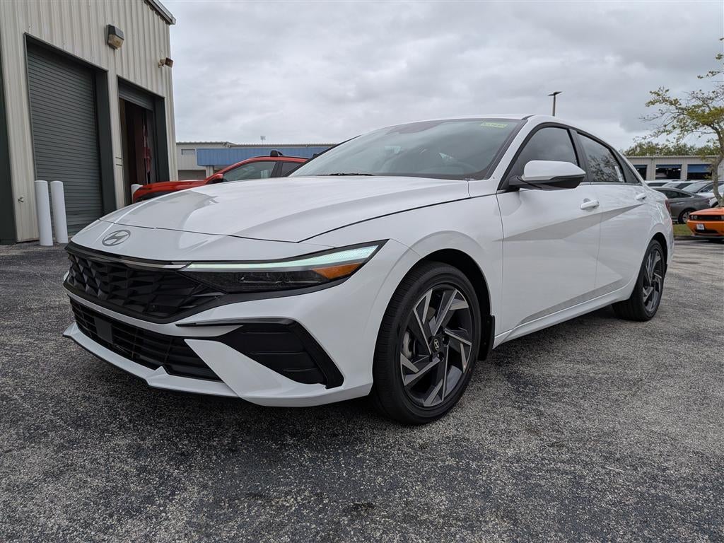 2026 Hyundai ELANTRA Limited