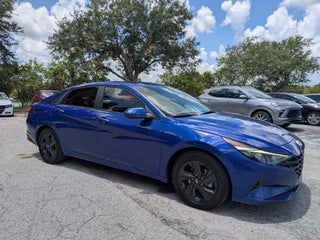 2021 Hyundai ELANTRA SEL