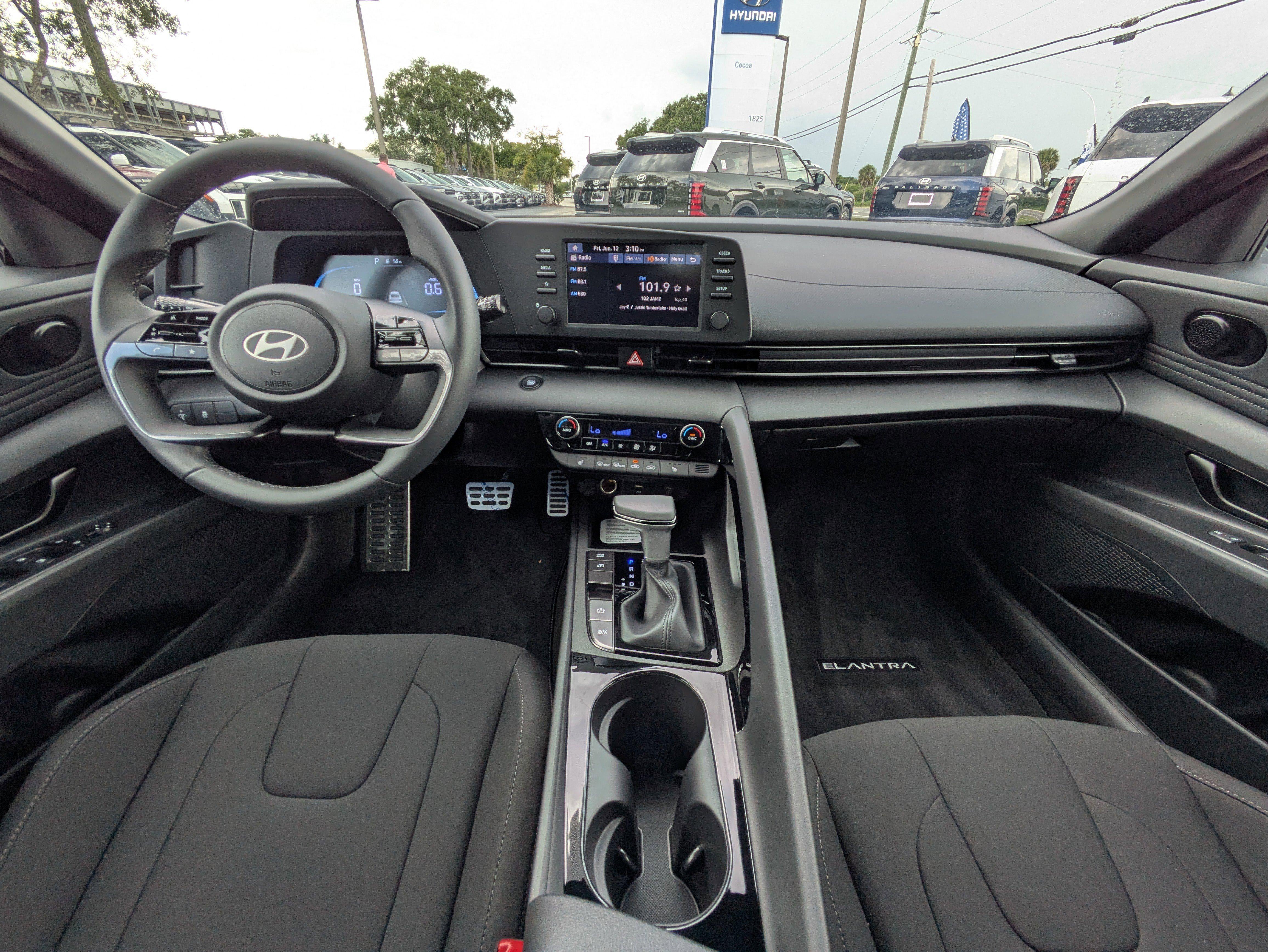 2026 Hyundai ELANTRA SEL Sport Premium