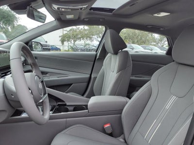 2025 Hyundai ELANTRA SEL Convenience