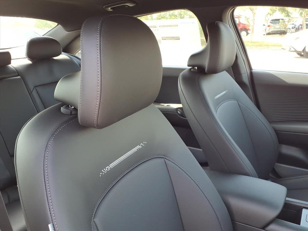 2025 Hyundai IONIQ 6 SEL