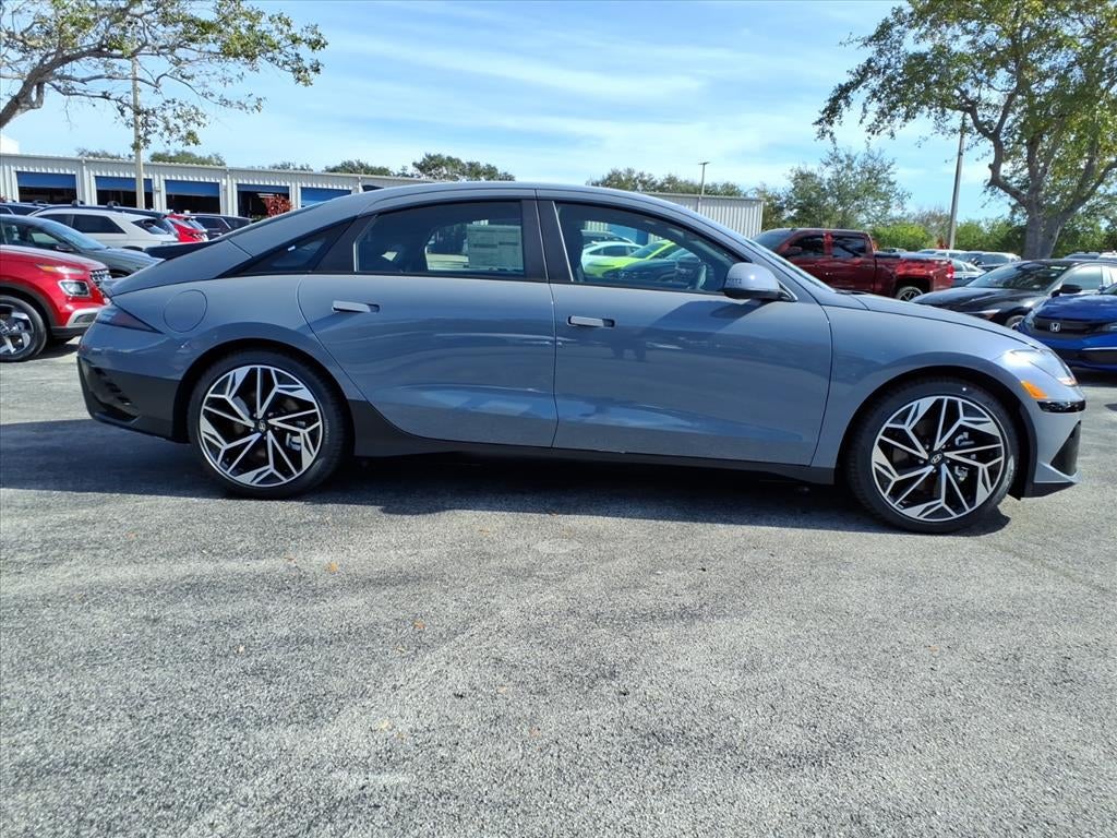 2025 Hyundai IONIQ 6 SEL