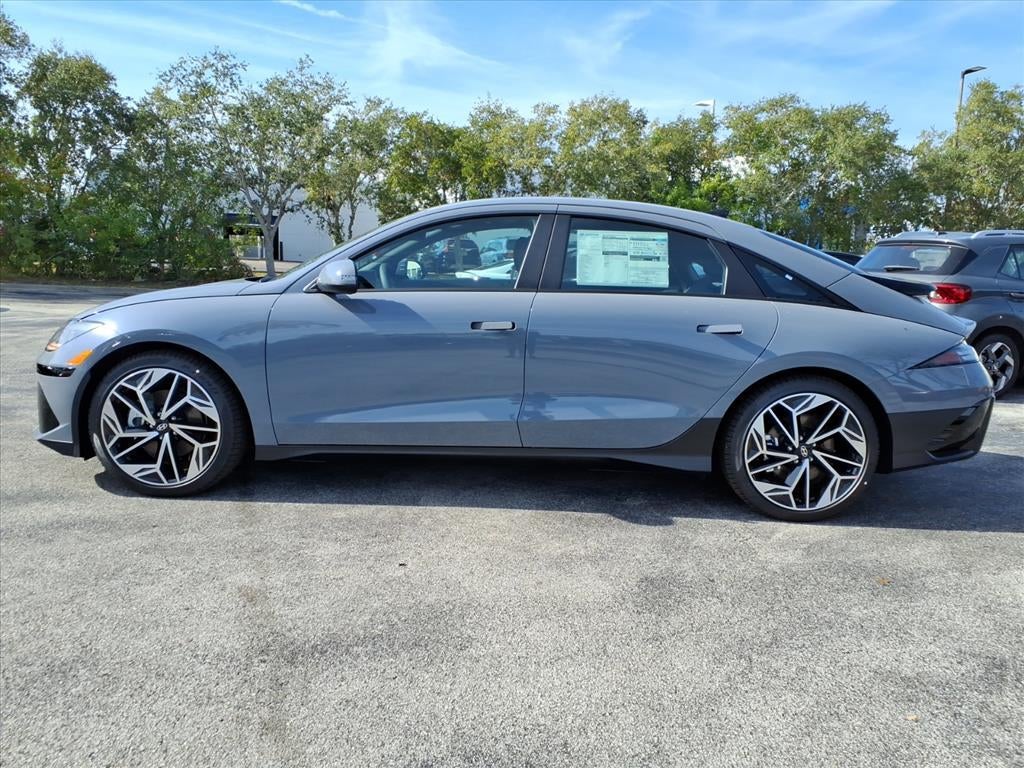 2025 Hyundai IONIQ 6 SEL