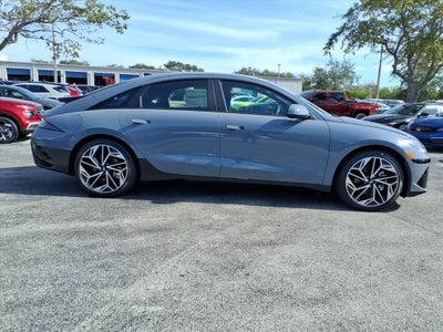2025 Hyundai IONIQ 6 SEL