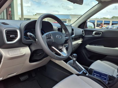 2025 Hyundai VENUE SEL