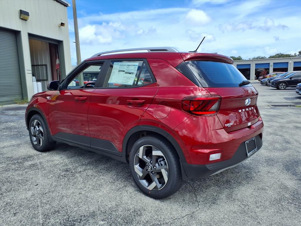 2025 Hyundai VENUE SEL