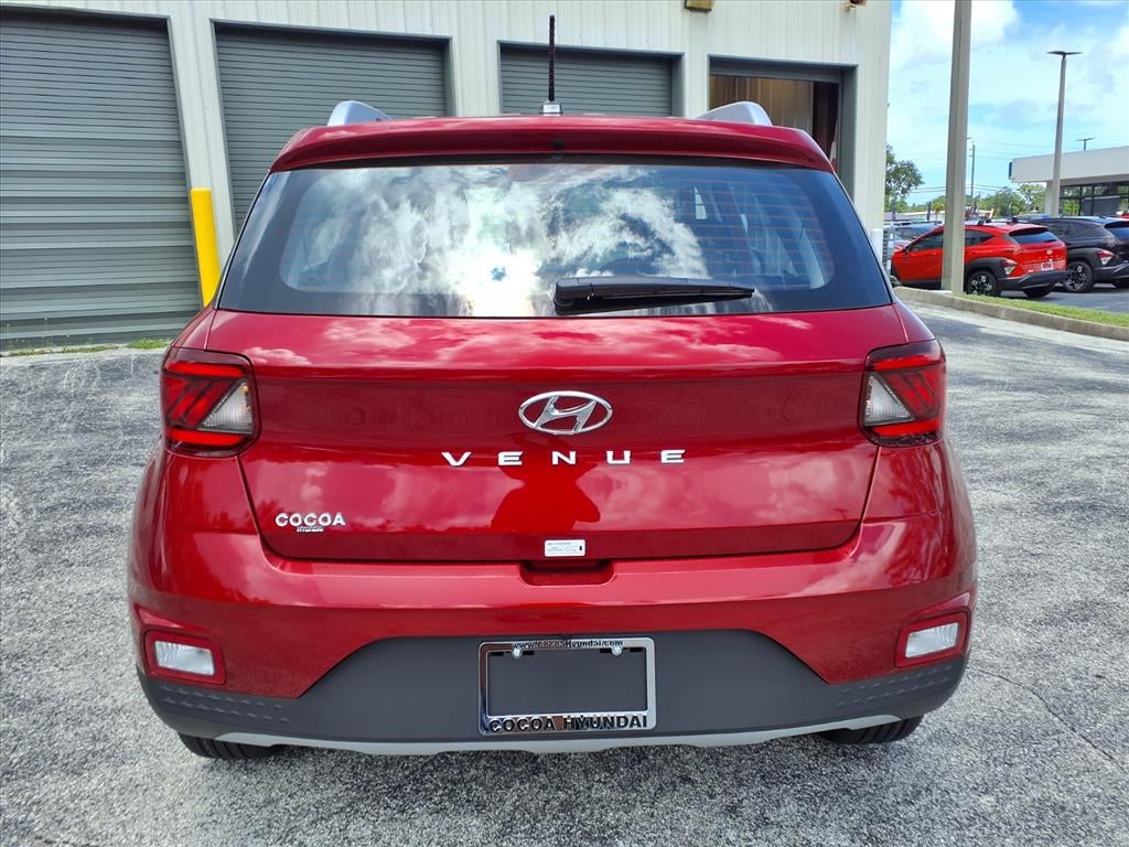 2025 Hyundai VENUE SEL