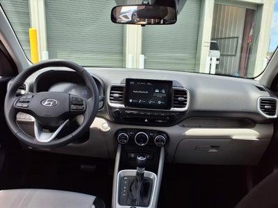 2025 Hyundai VENUE SEL