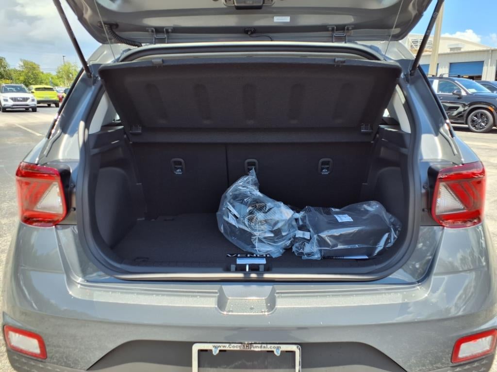 2025 Hyundai VENUE SEL