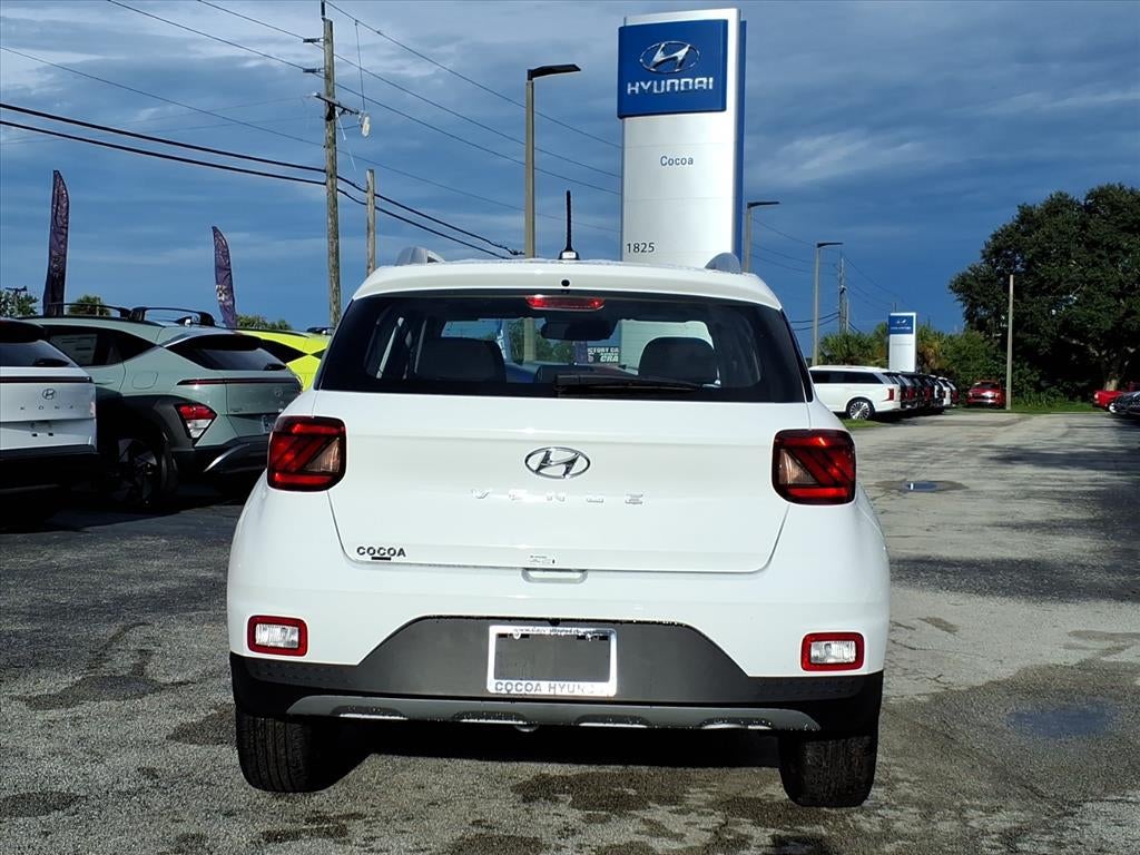 2025 Hyundai VENUE SEL