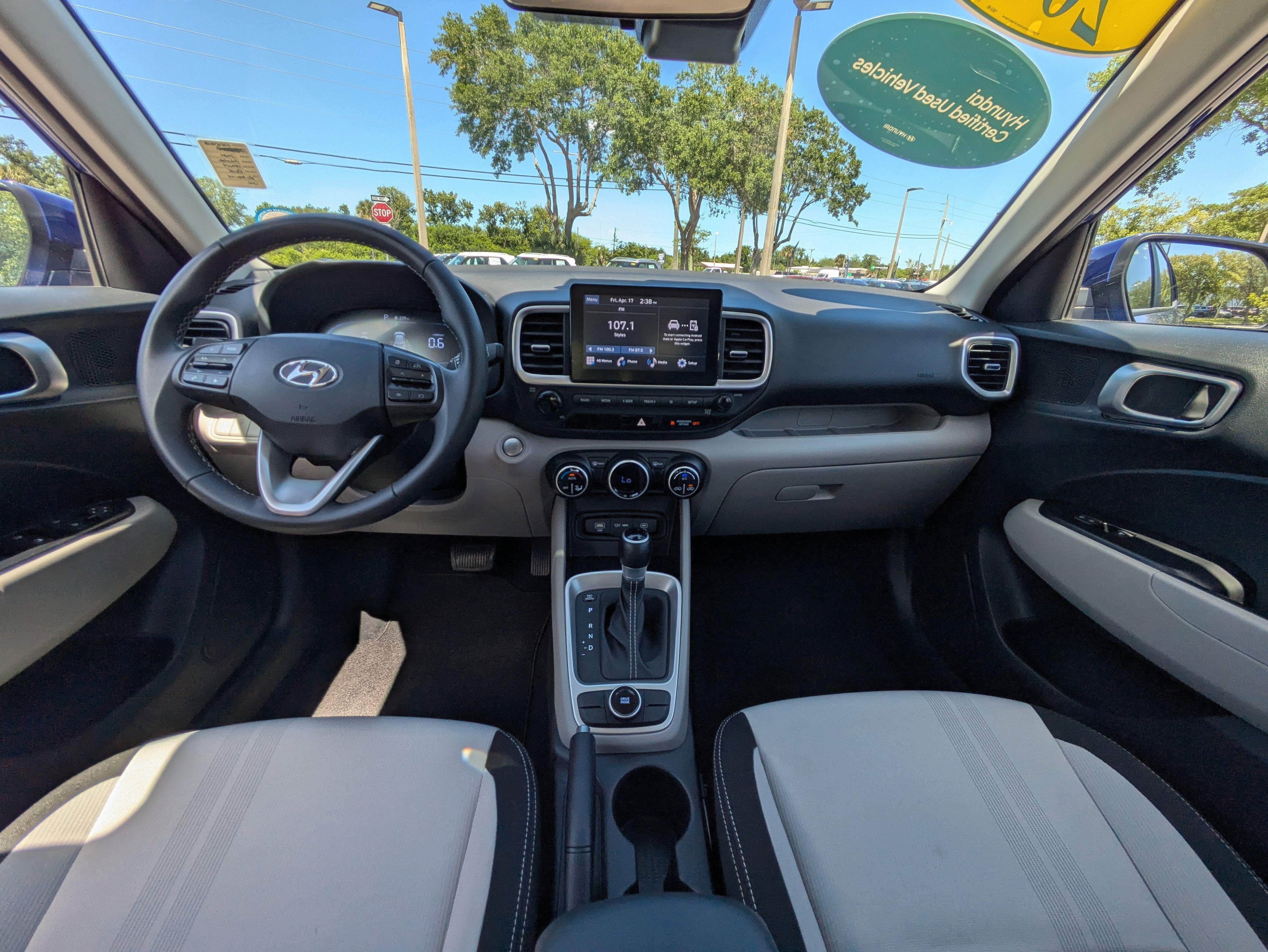 2024 Hyundai VENUE SEL