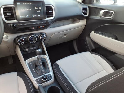 2026 Hyundai VENUE SEL