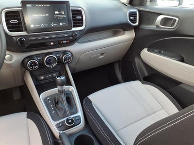 2026 Hyundai VENUE SEL