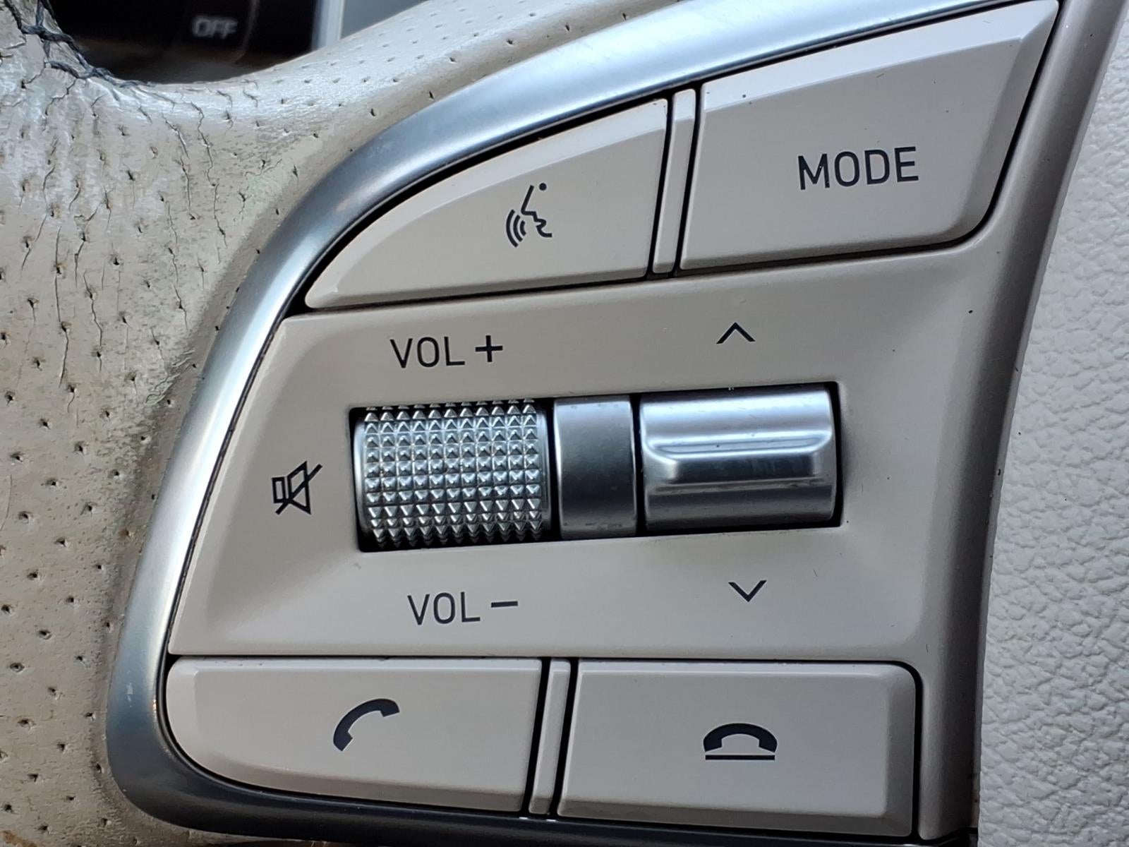 2019 Genesis G70 3.3T Design