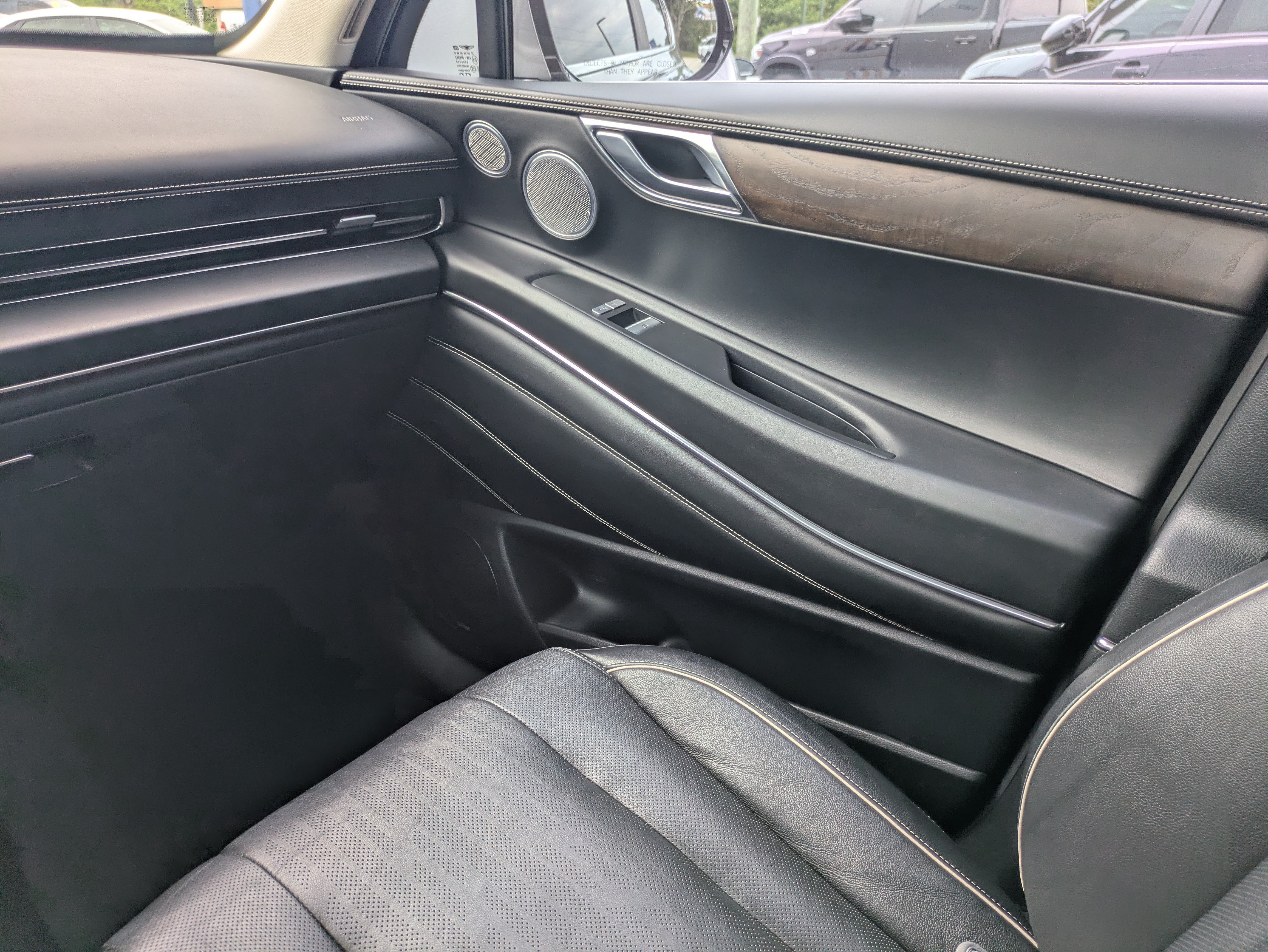 2022 GENESIS GV80 Standard - Photo 18