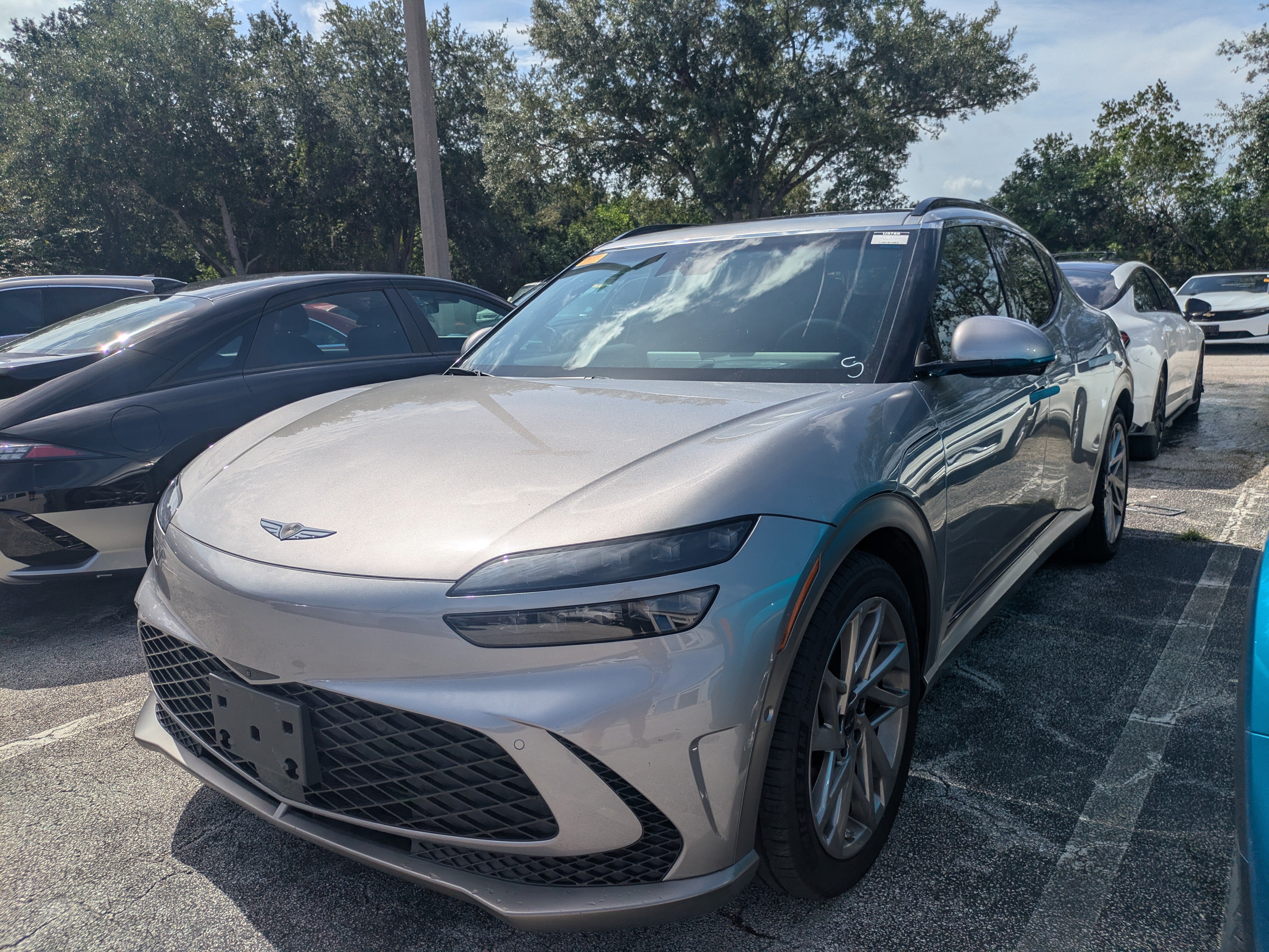 2023 Genesis GV60 Advanced