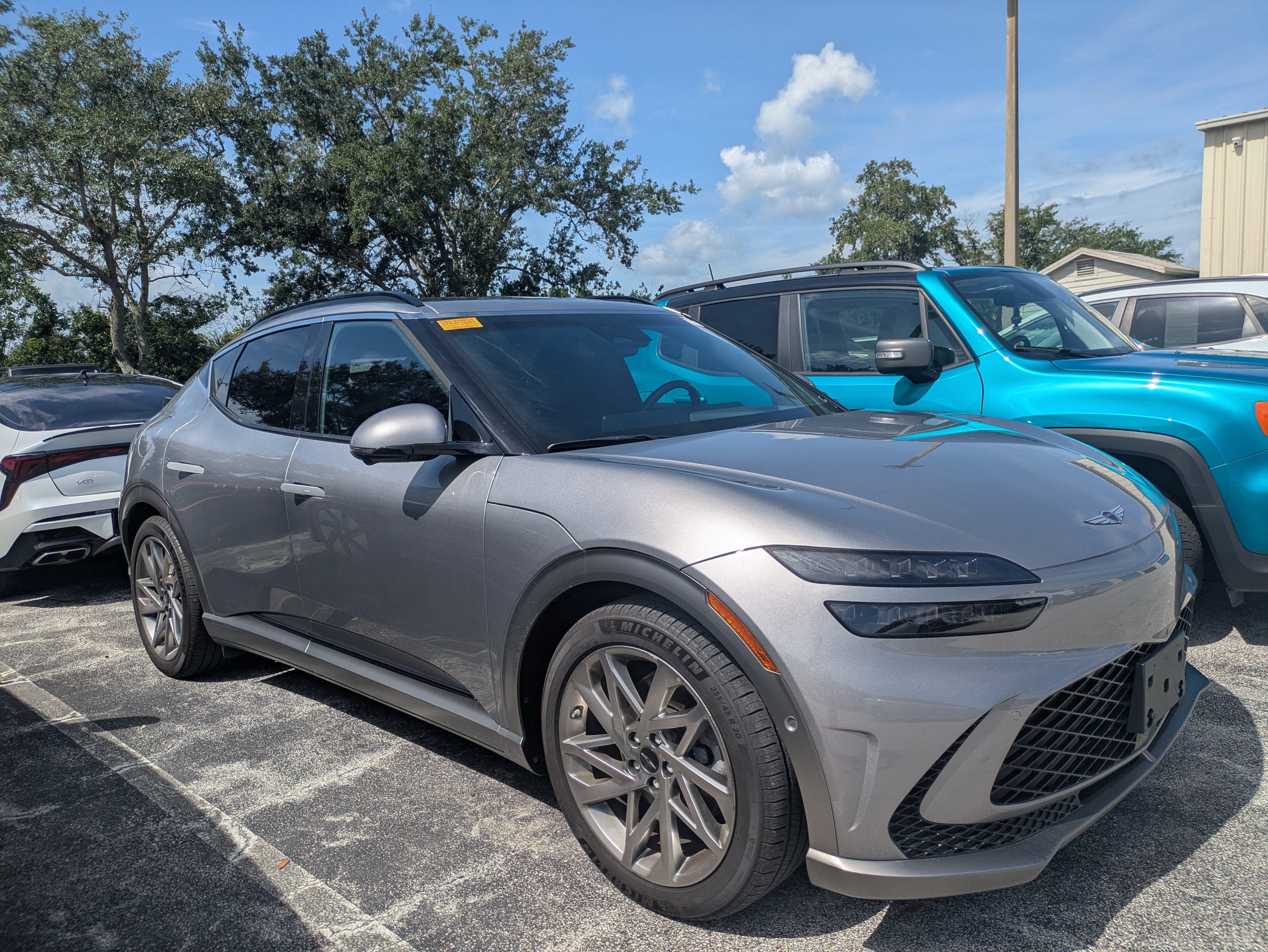2023 Genesis GV60 Advanced