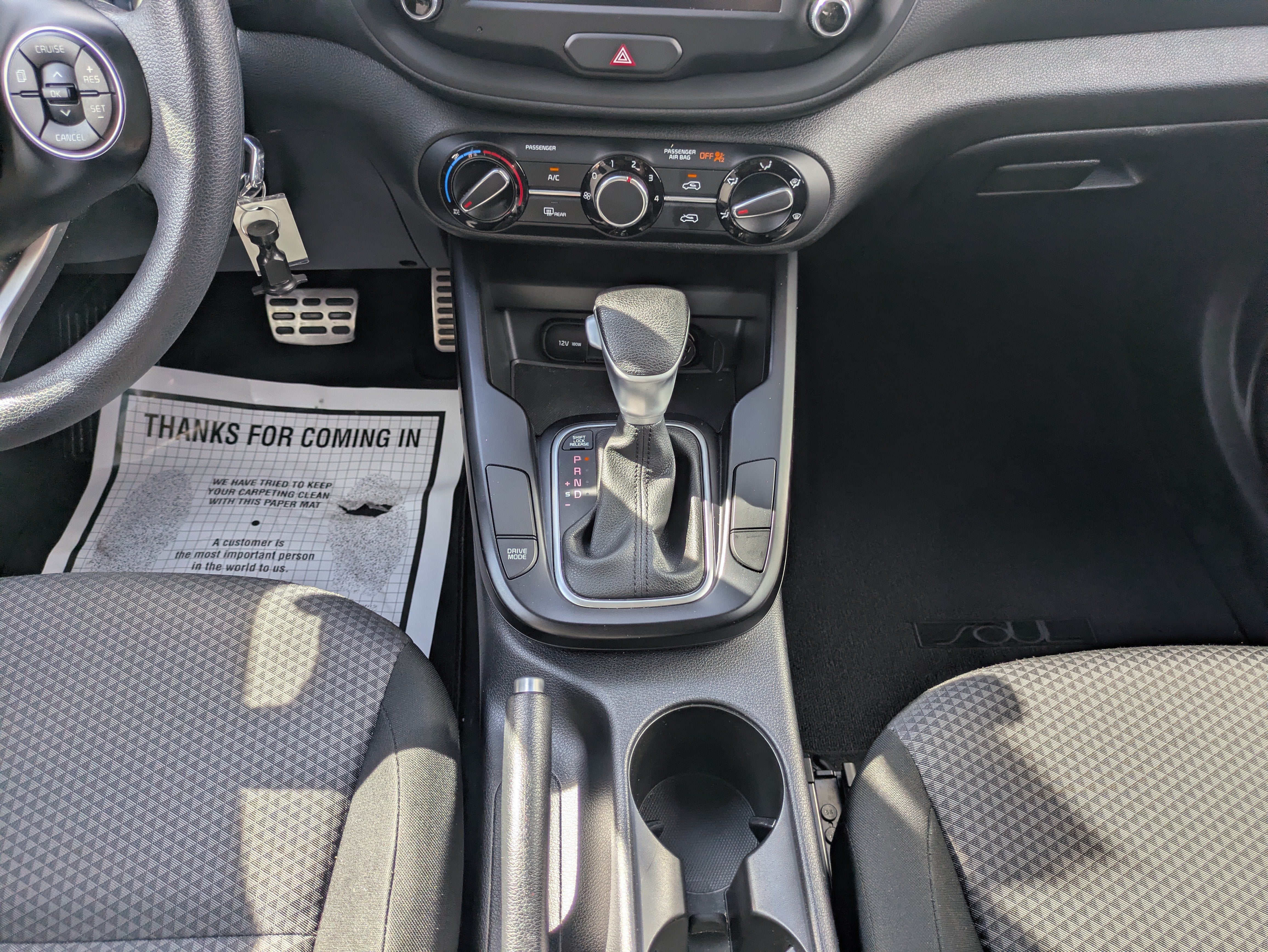 2022 Kia Soul LX - Photo 20