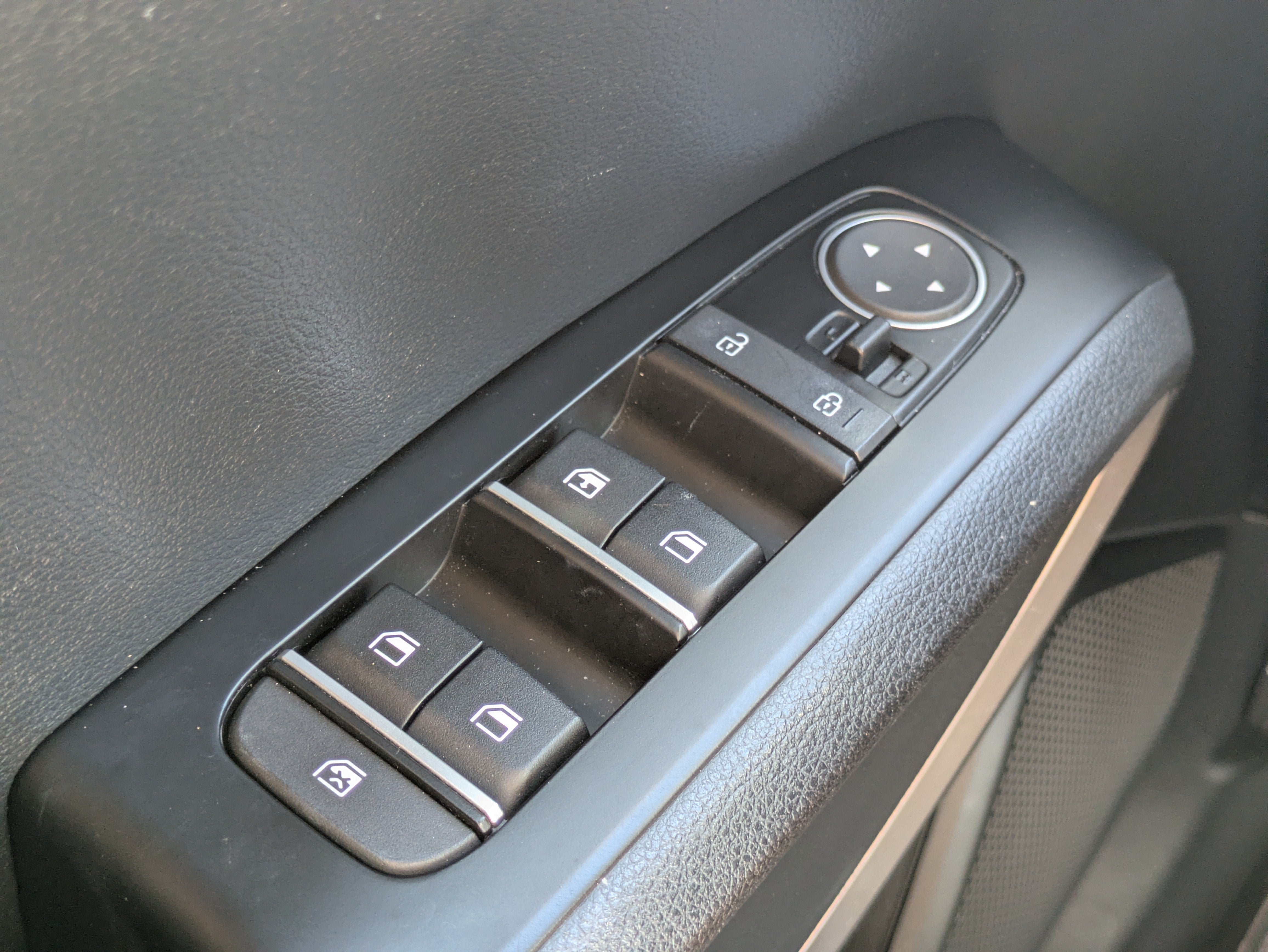 2022 Kia Soul LX - Photo 23