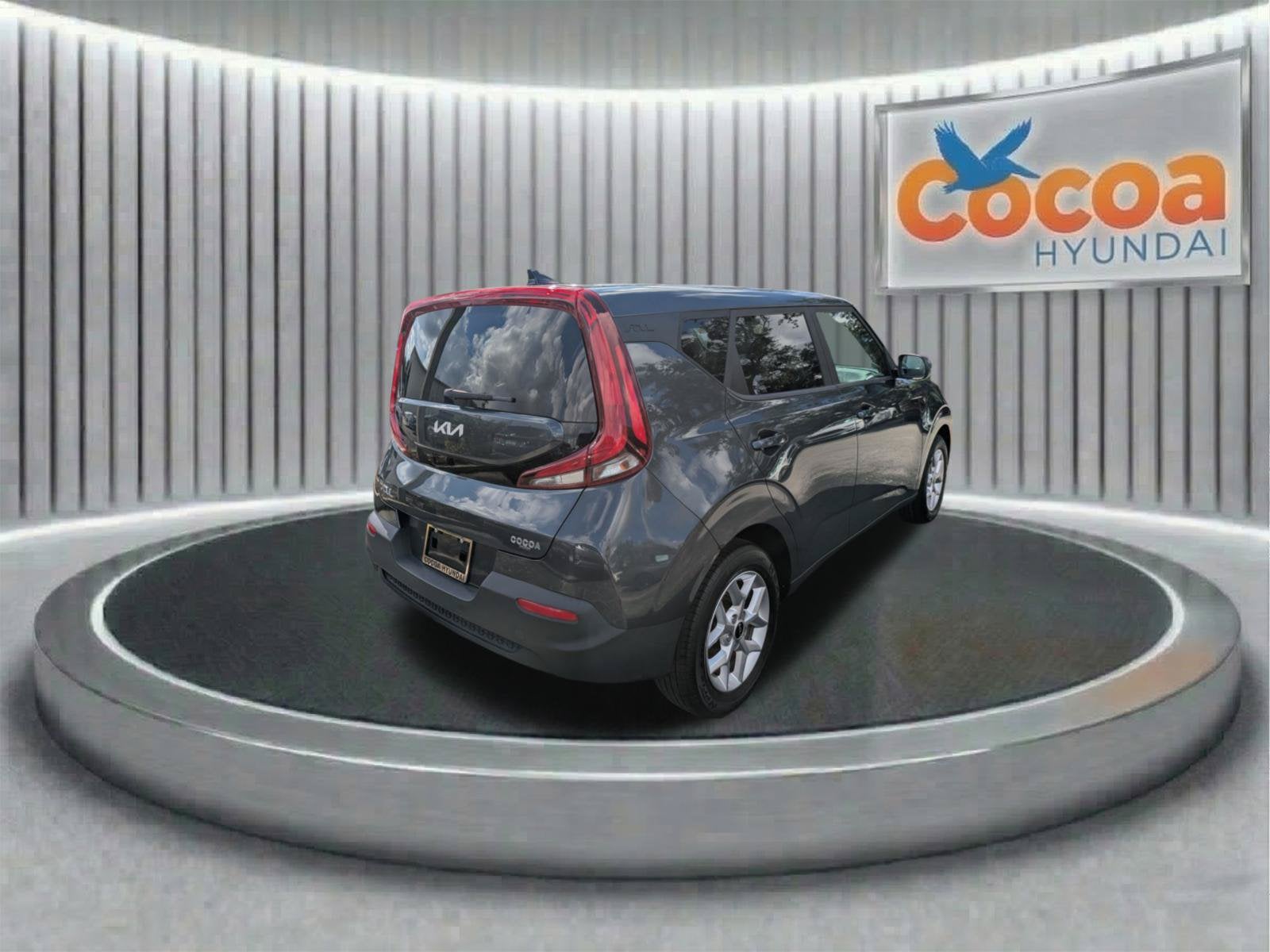 2022 Kia Soul LX - Photo 4