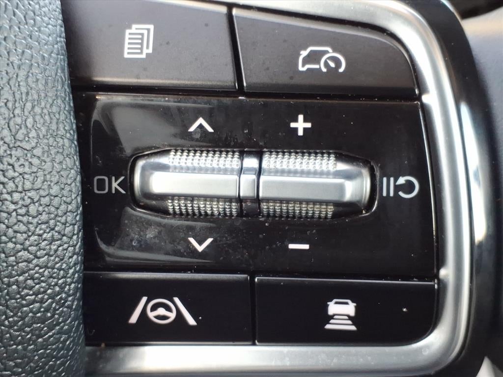 2025 Kia Carnival EX