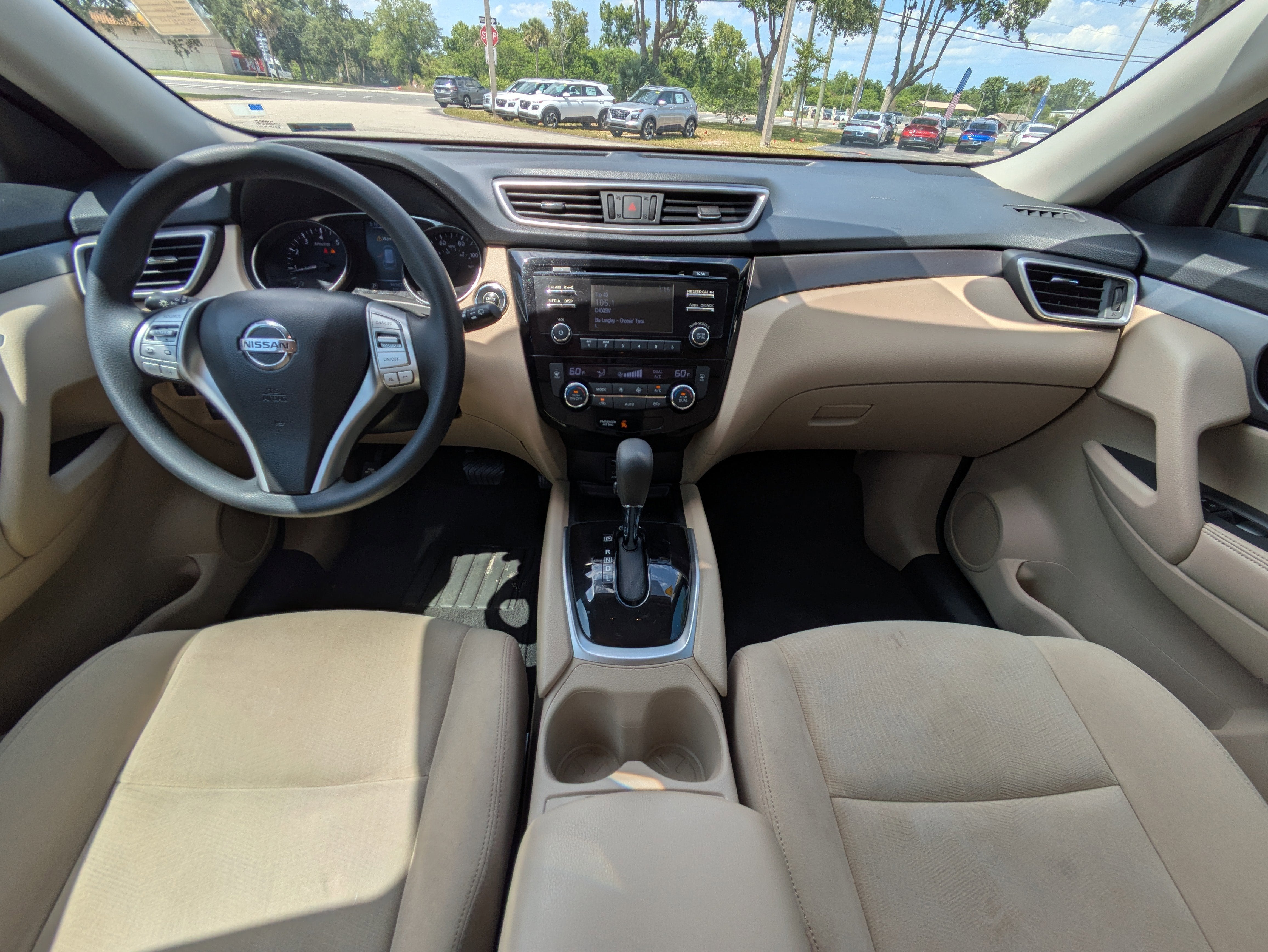 2016 Nissan Rogue SV