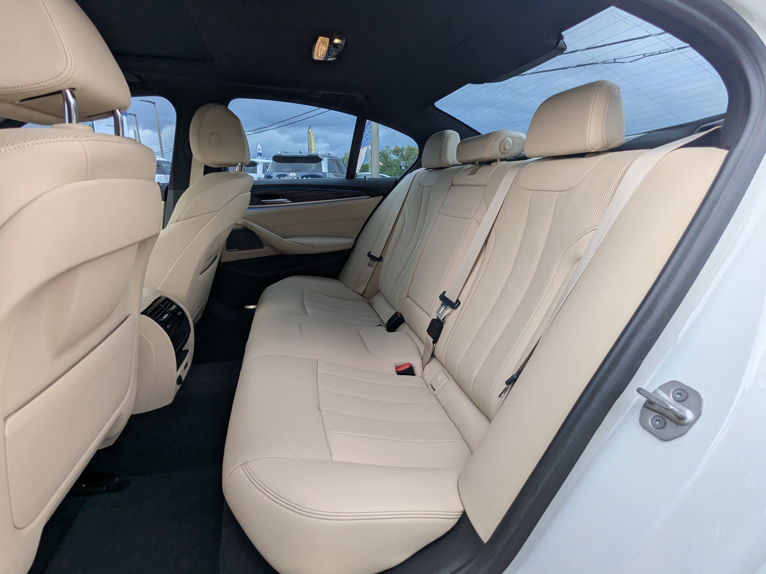 2022 BMW 5 Series 530e